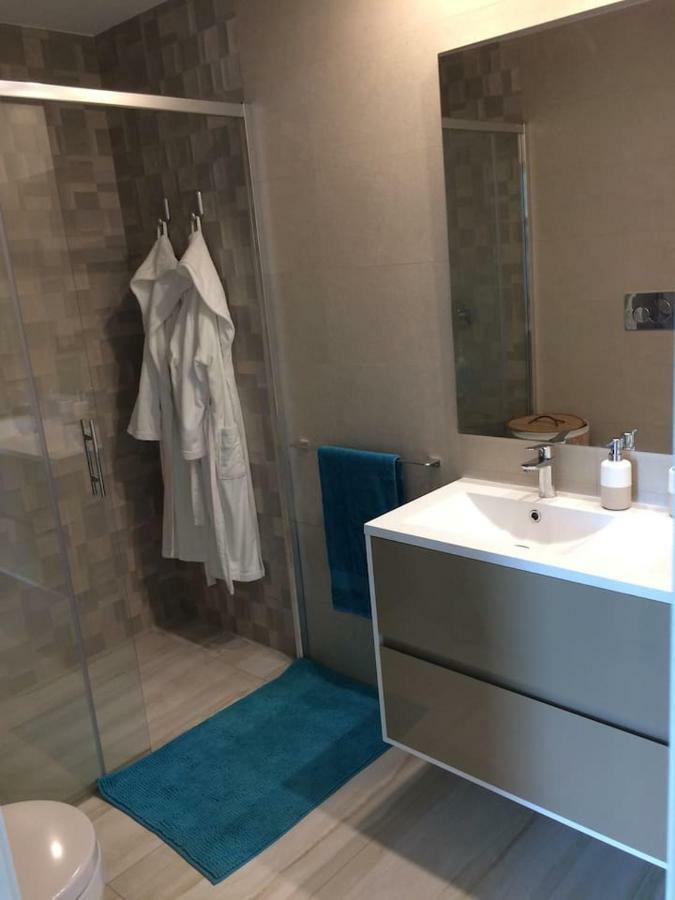 Exclusive New Apartment On The Beach Пілар-де-ла-Орадада Екстер'єр фото