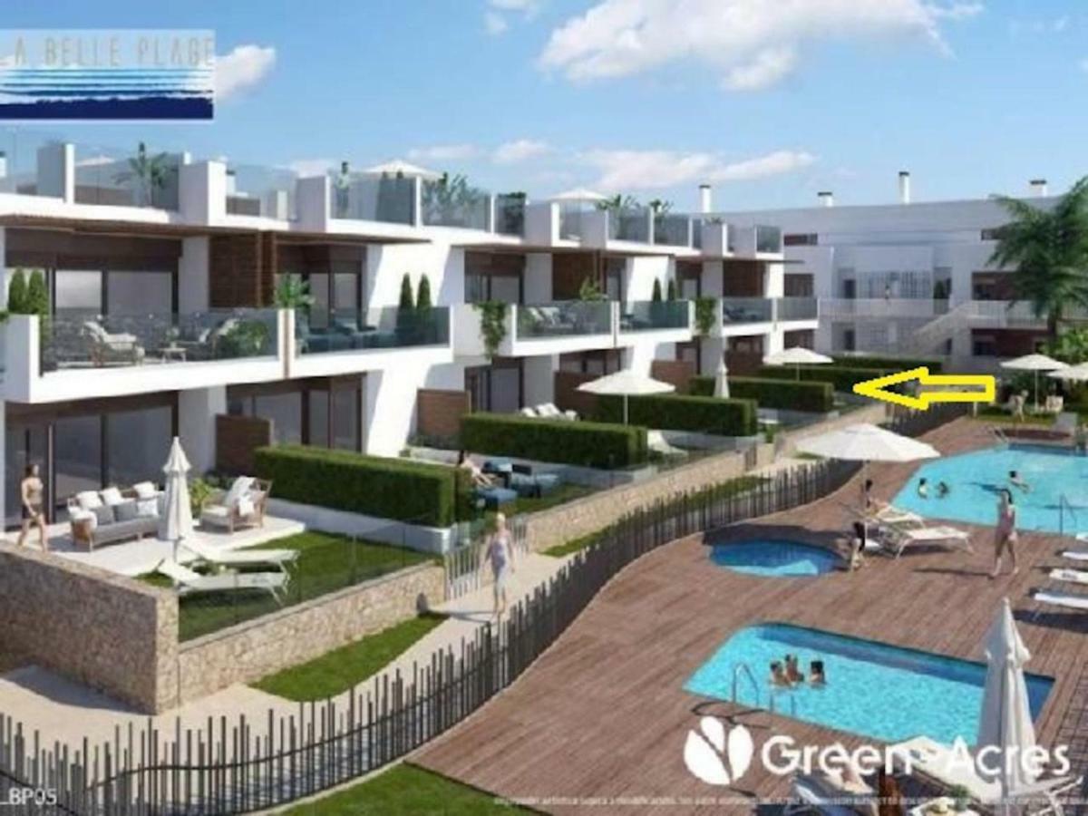 Exclusive New Apartment On The Beach Пілар-де-ла-Орадада Екстер'єр фото
