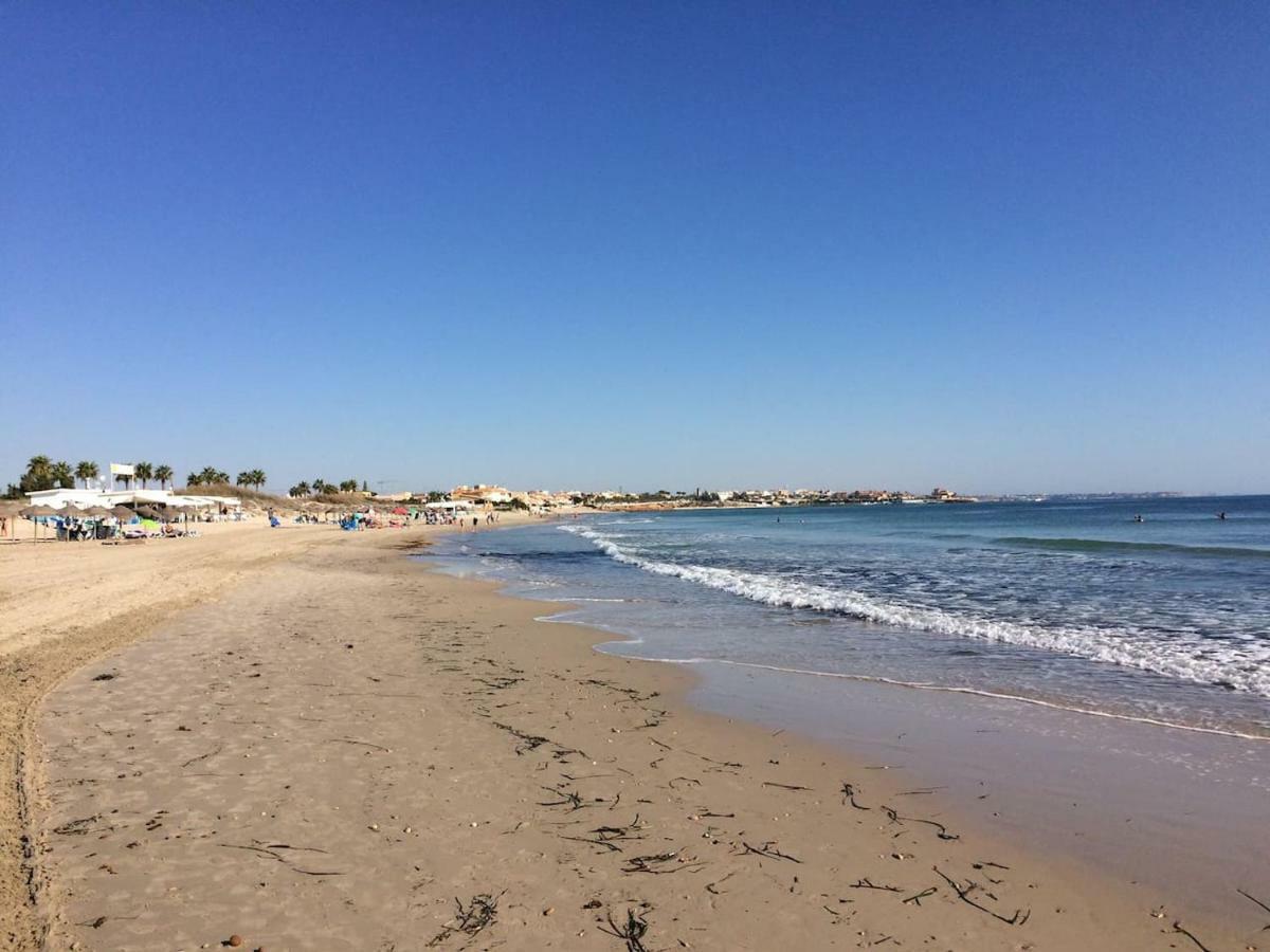 Exclusive New Apartment On The Beach Пілар-де-ла-Орадада Екстер'єр фото